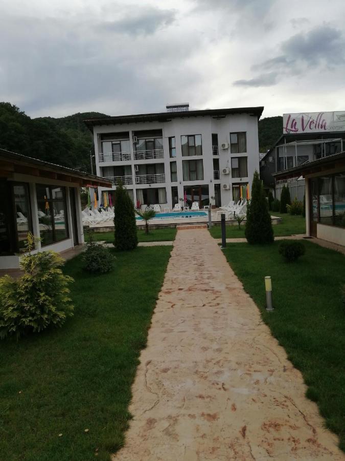 Vila Hercules Dubova Luaran gambar
